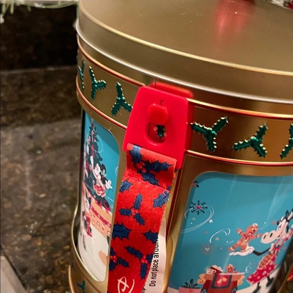 Disney Parks Music Box Popcorn Bucket Festive Holiday Tin - plays jingle bells - Picture 13 of 14